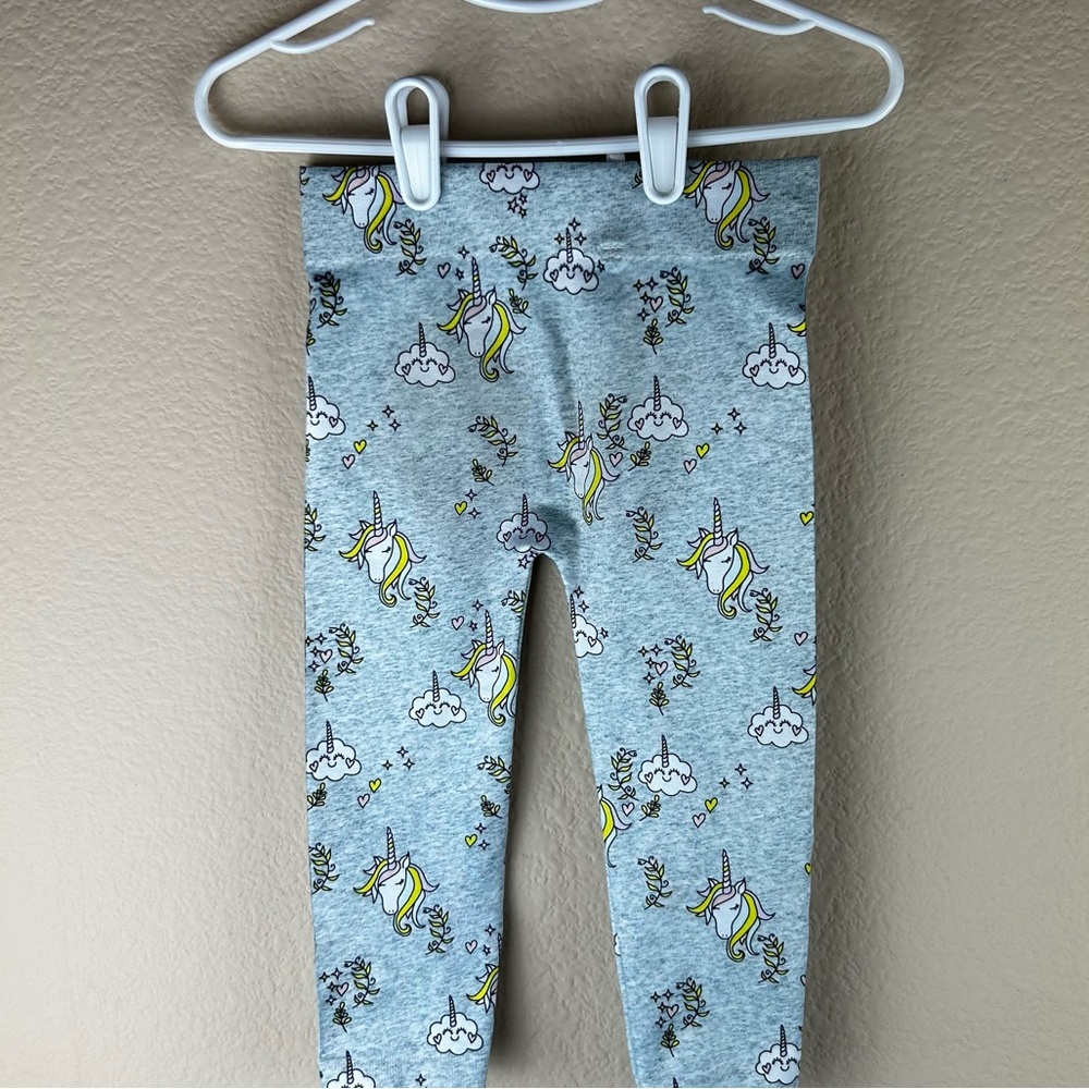 3/$10 Capelli of New York Unicorn Gray Leggings Sz 2T